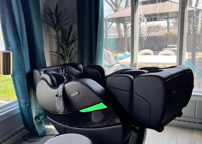 Holiday home Waterfront With Arcade, Massagechair, Firepit, Infinity Game Table Rockford